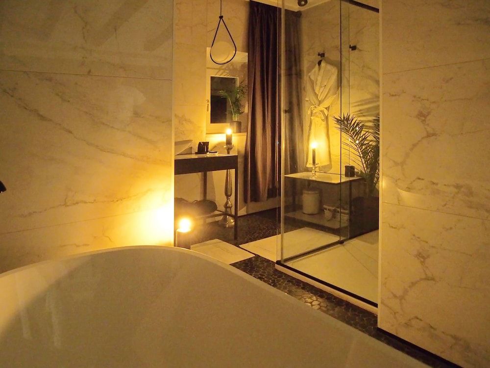 La Vita e Bella IV Superior Double Room (1) 15