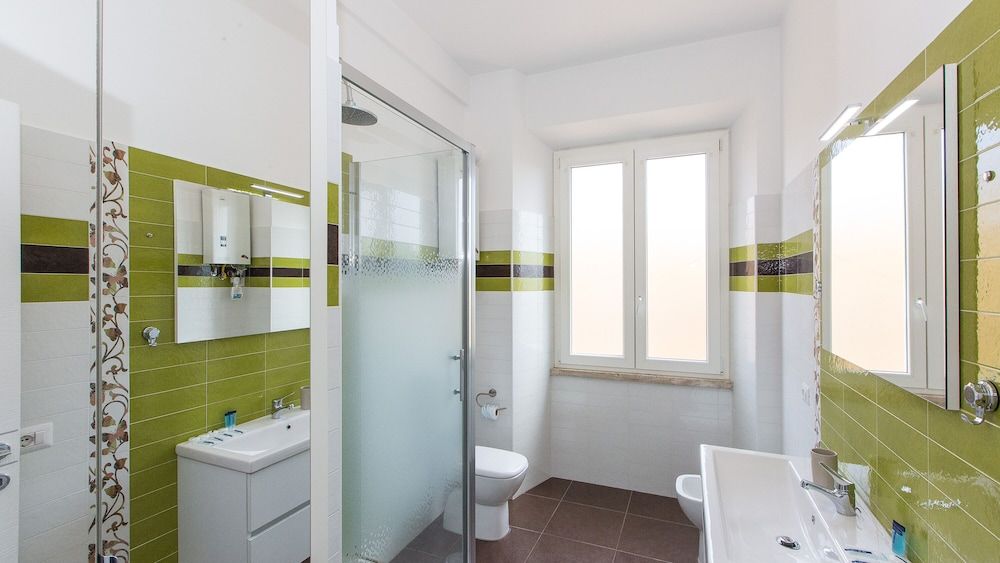 Rental in Rome Taurasia Apartment, 2 Bedrooms 28