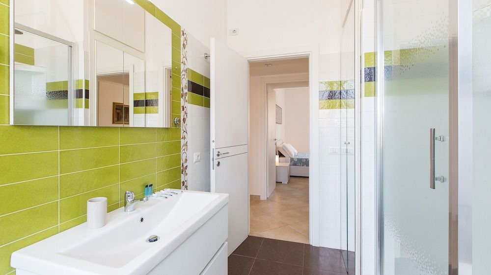 Rental in Rome Taurasia Apartment, 2 Bedrooms 29