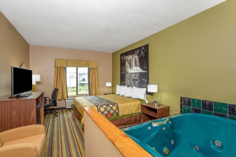 Deluxe Studio Suite, 1 King Bed, Non Smoking