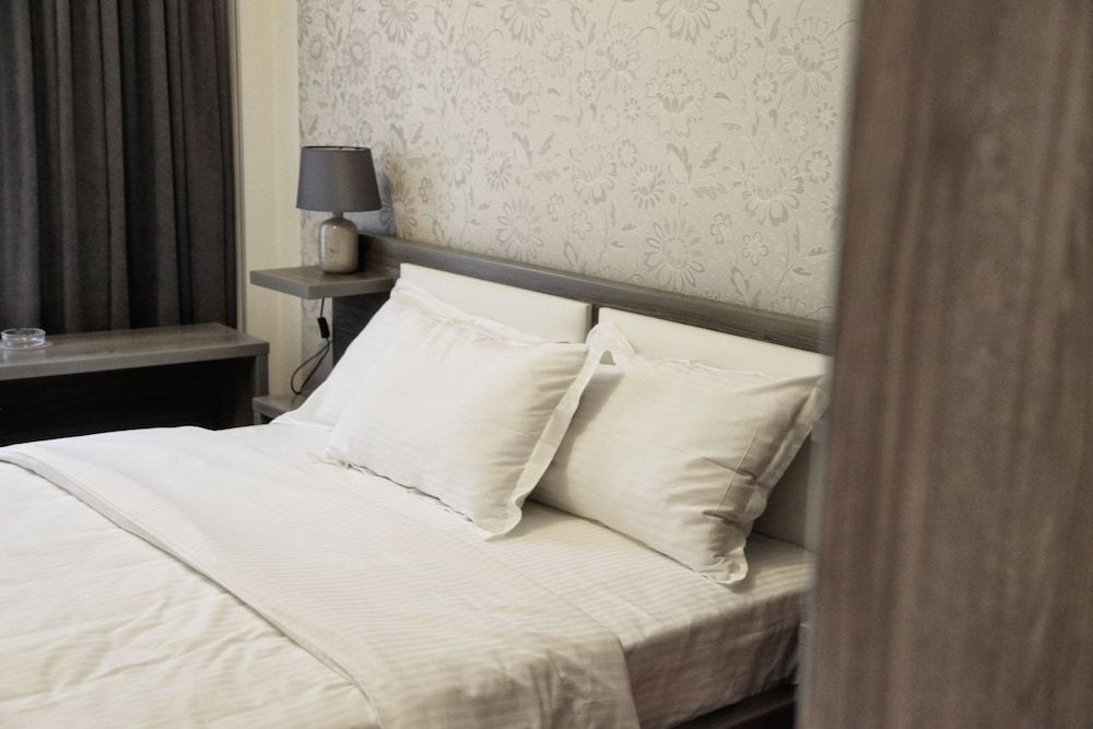 Hotel Four Brothers Basic Double Room 4