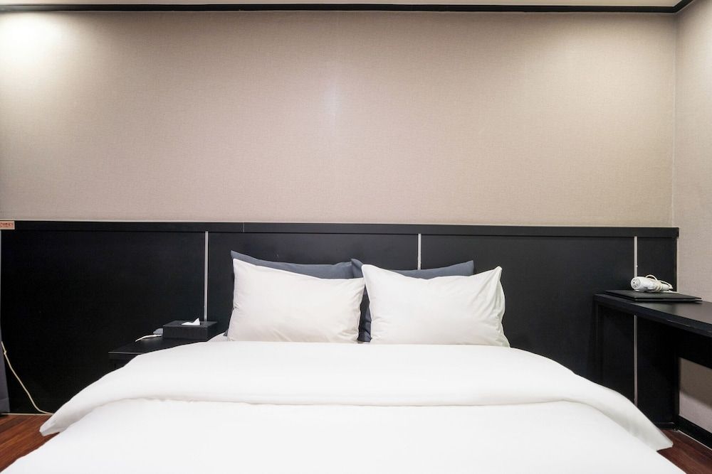 Hotel Kabo Standard Double Room (Free access to fitness) 5