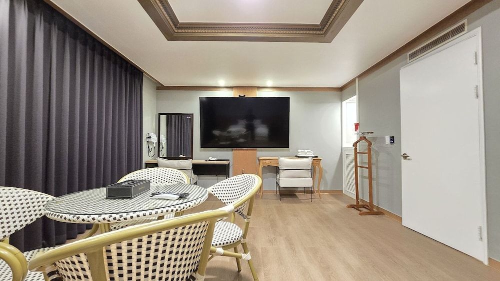 Hotel Kabo Executive Double Room 5