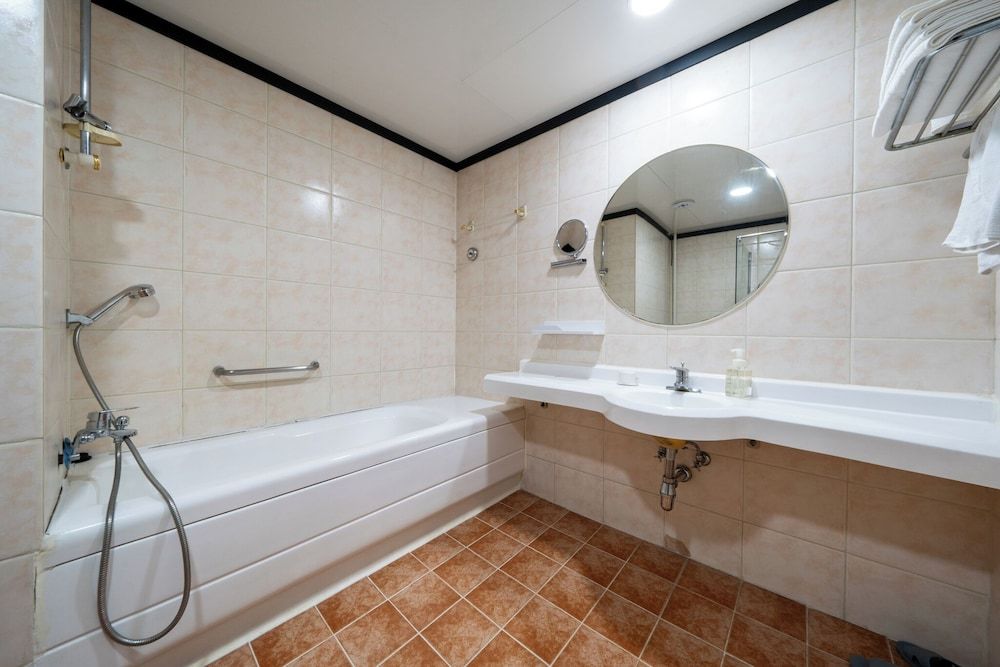 Hotel Kabo Executive Double Room 4