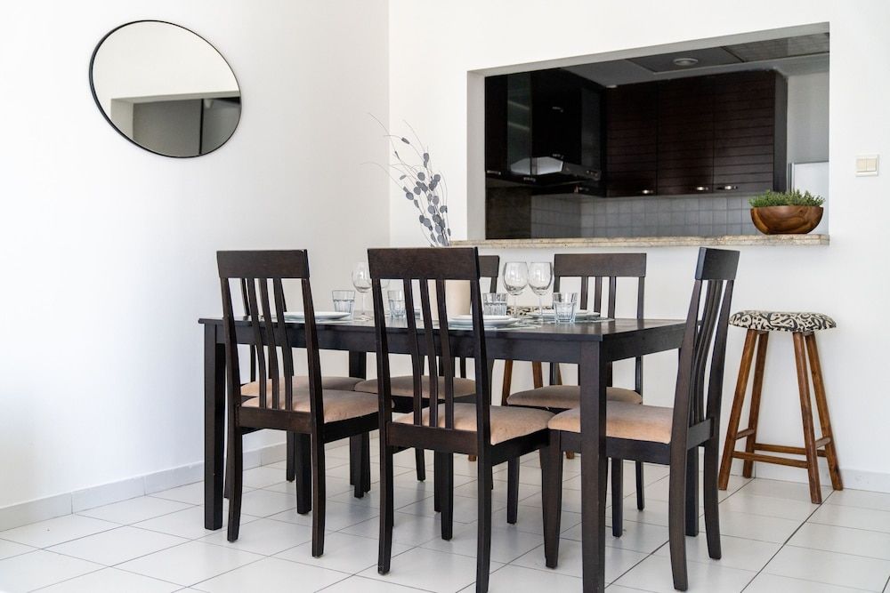 undefined HiGuests - Marina Tower 7