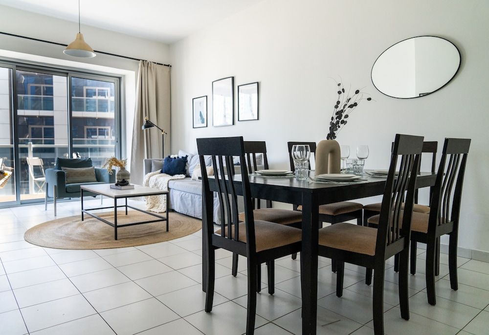 undefined HiGuests - Marina Tower 9