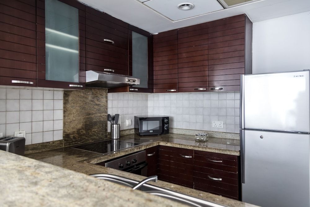 undefined HiGuests - Marina Tower 4