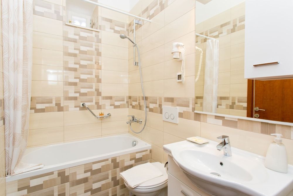 Rooms Posat Double Room, City View 7