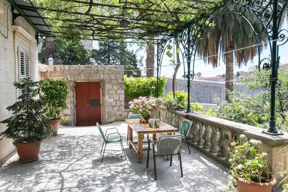 undefined Rooms Posat 10