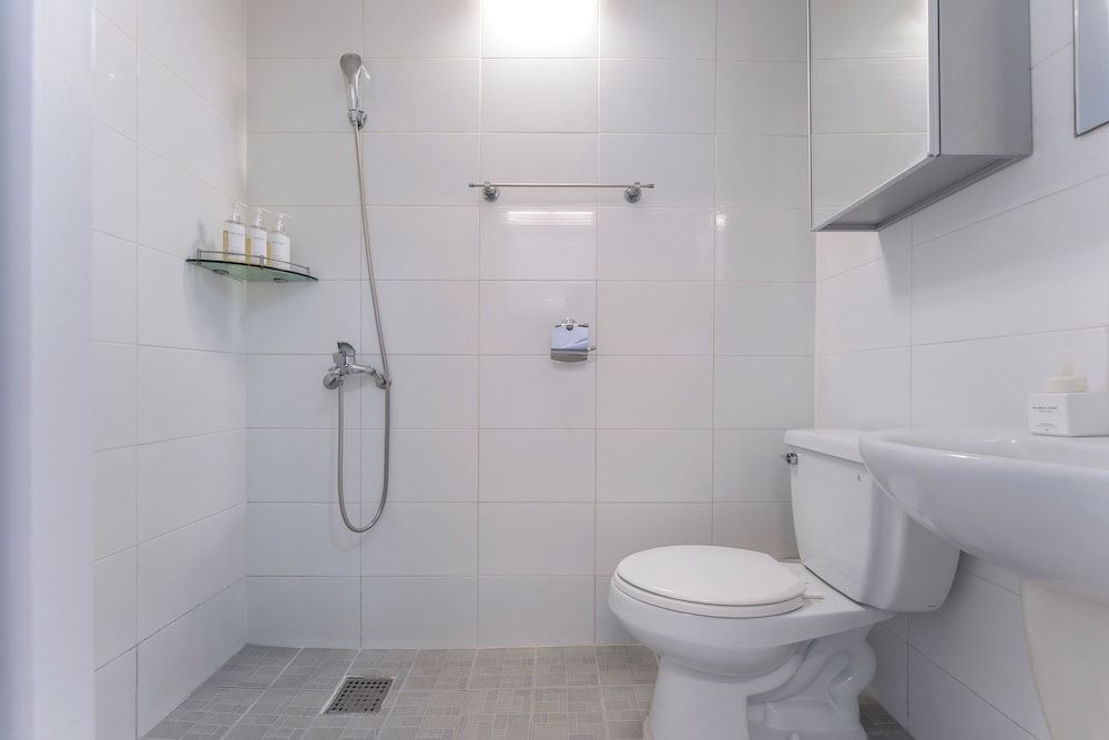 Staywell Hotel Standard Twin Room 11