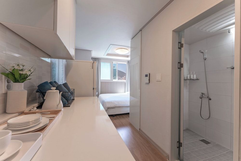 Staywell Hotel Economy Double Room 3