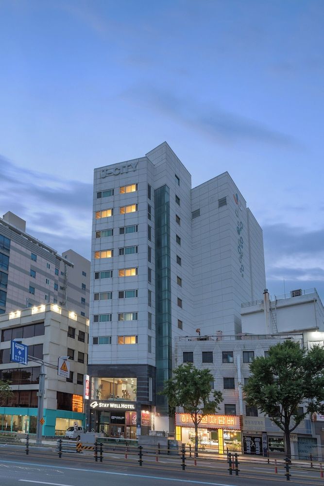 undefined Staywell Hotel 9