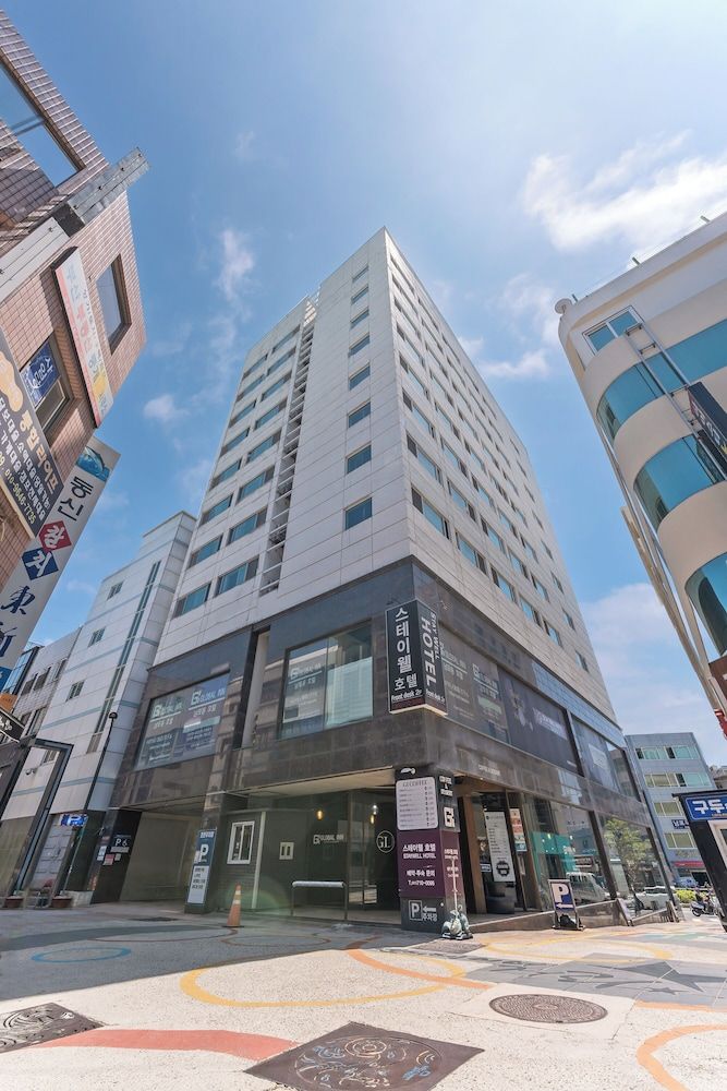 undefined Staywell Hotel 8