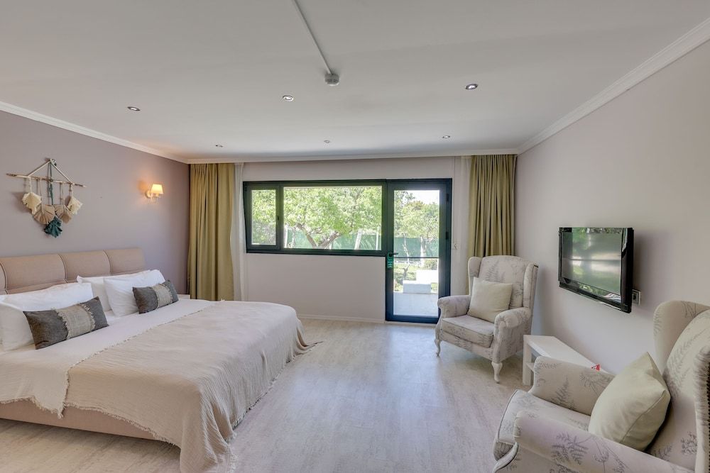 undefined Enki Suess Alaçatı 2