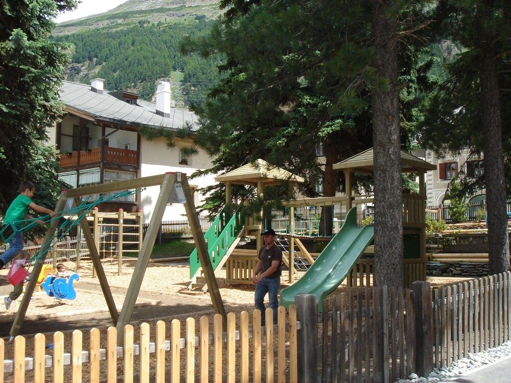 Children's Play Area