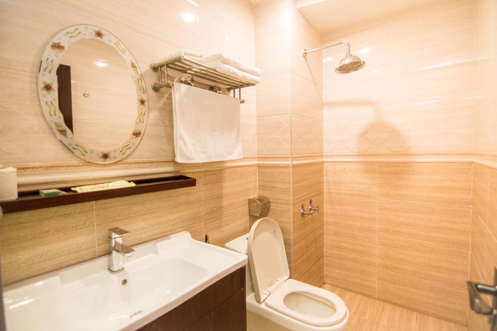 undefined Suwara Hotel 5