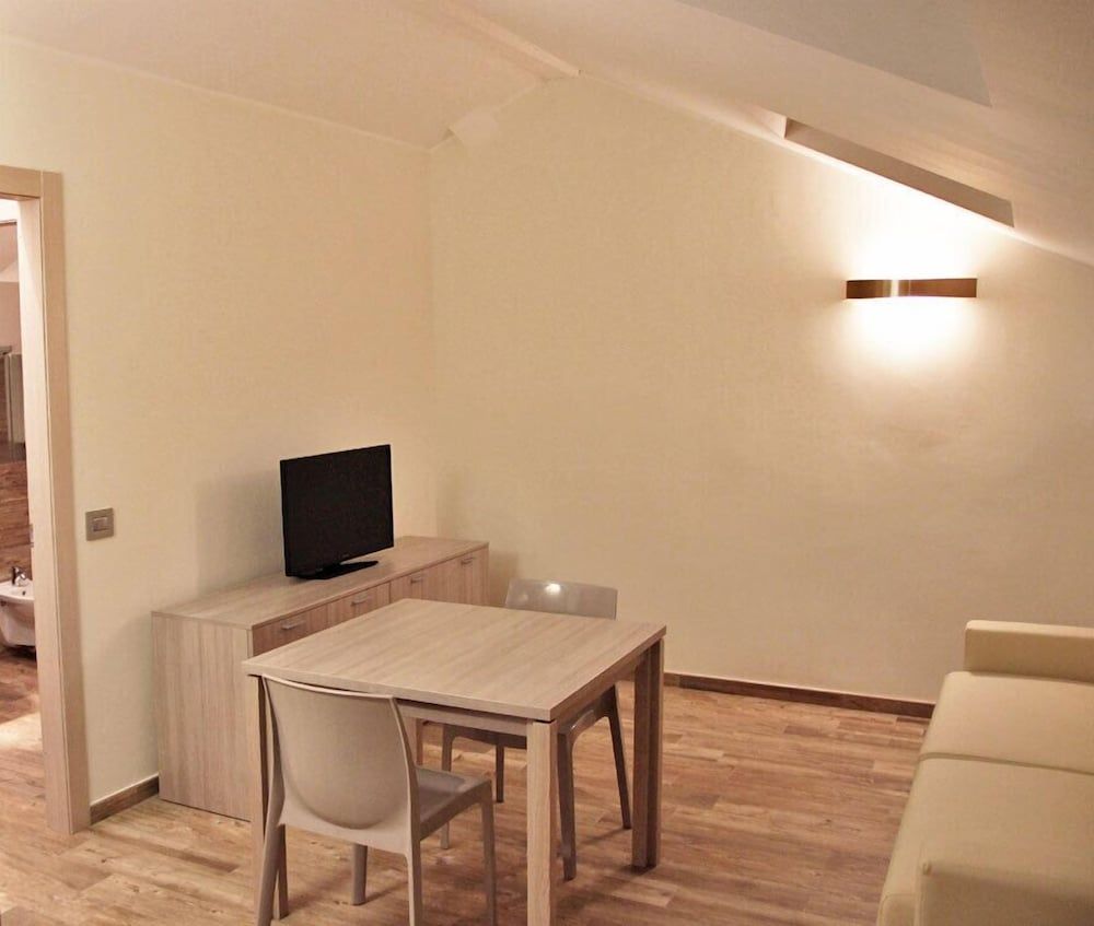 Amalia Bakery Home Standard Studio, 1 Bedroom, Kitchenette, City View 7