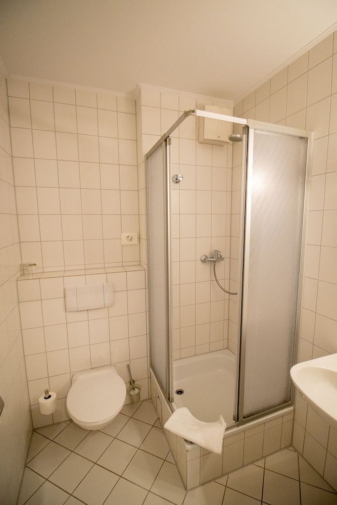 Hotel Fallersleber Spieker Classic Single Room 5
