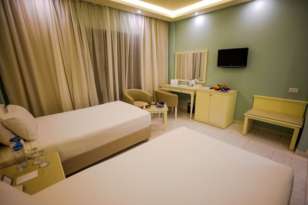 Superior Double Room, Pool View