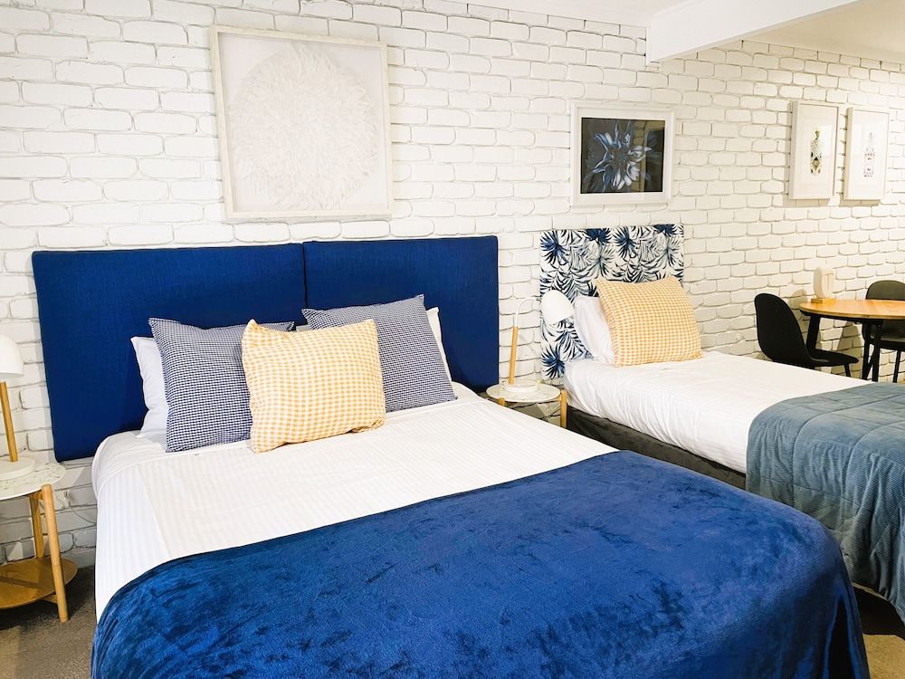 Mulwala Resort Deluxe Double or Twin Room, Multiple Beds, Kitchenette 4