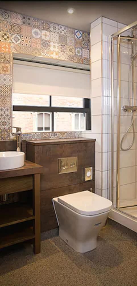The Abel Heywood Double Room 7
