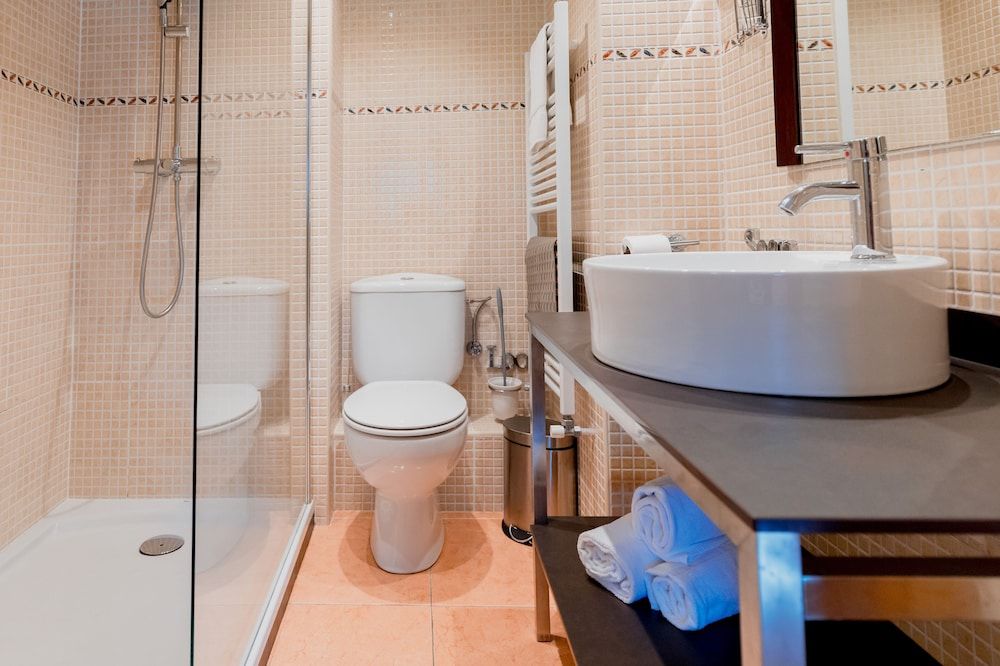 Pierre & Vacances Andorra La Tulipa Apartment, 2 Bedrooms 6