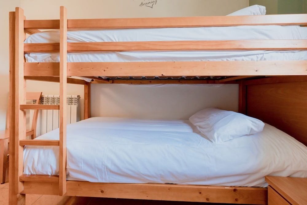 Pierre & Vacances Andorra La Tulipa Apartment, 2 Bedrooms 3