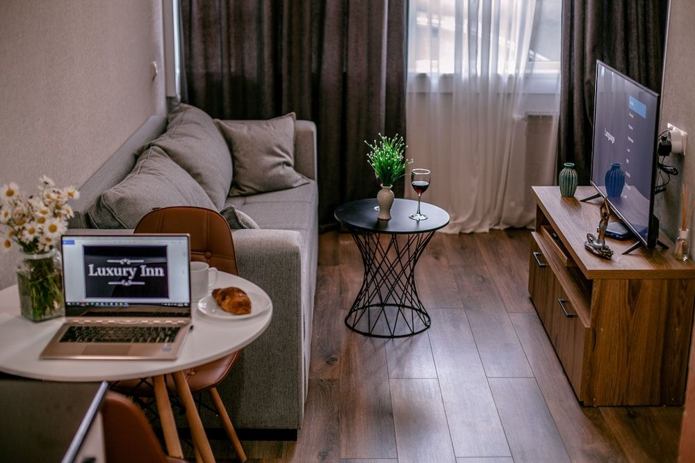 Luxury Inn Split Level suite 18