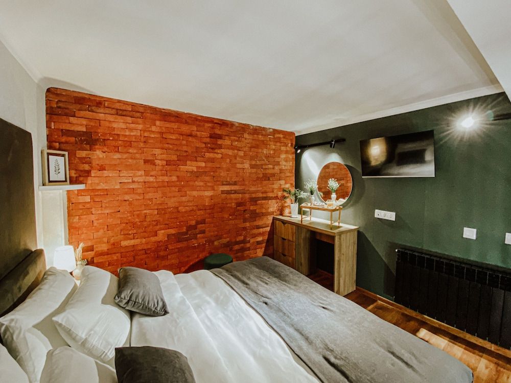 Luxury Inn Split Level suite 10