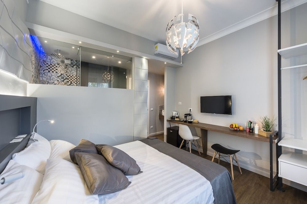 undefined Z-ArchSuiTes 4