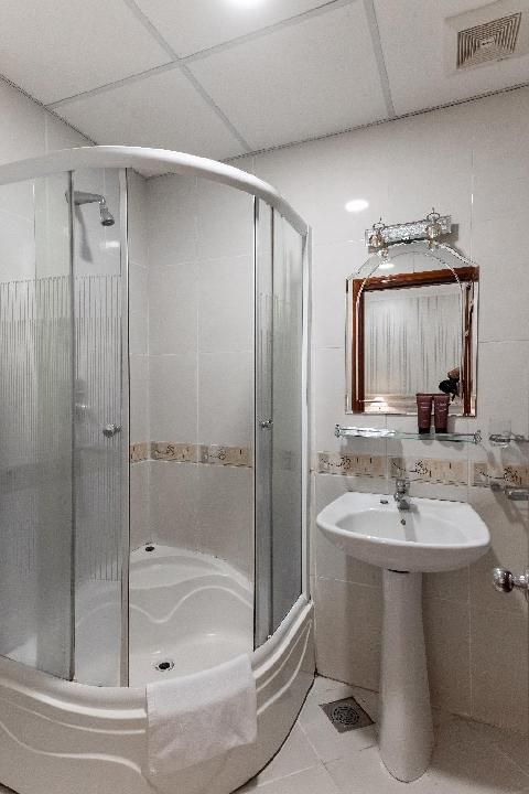 The One Hotel Ben Thanh Superior Double Room 5