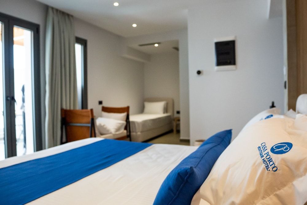 Luxury Triple Room (with sea view and spa)
