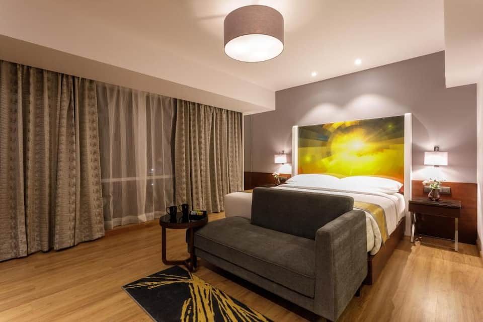Luxury Suite