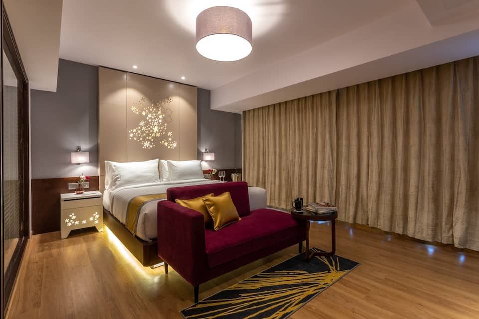 Luxury Suite