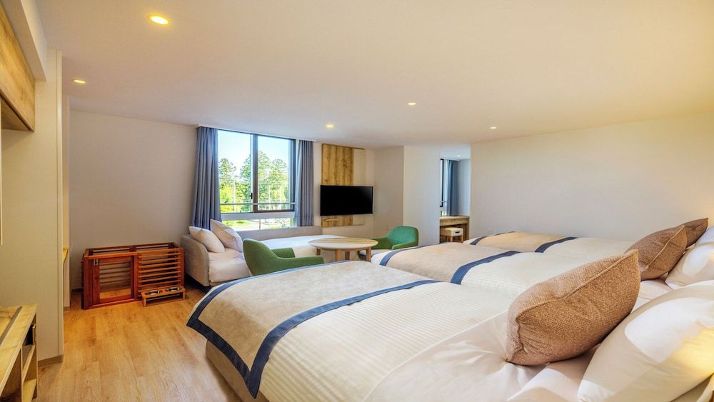 Dog Friendly Room Superior Fourth (With private bathroom) (Non-Smoking)