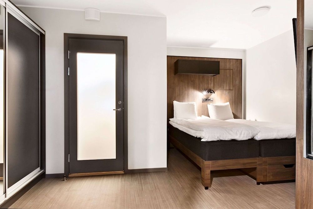 Standard Room, 2 Twin Beds, Non Smoking, No Windows