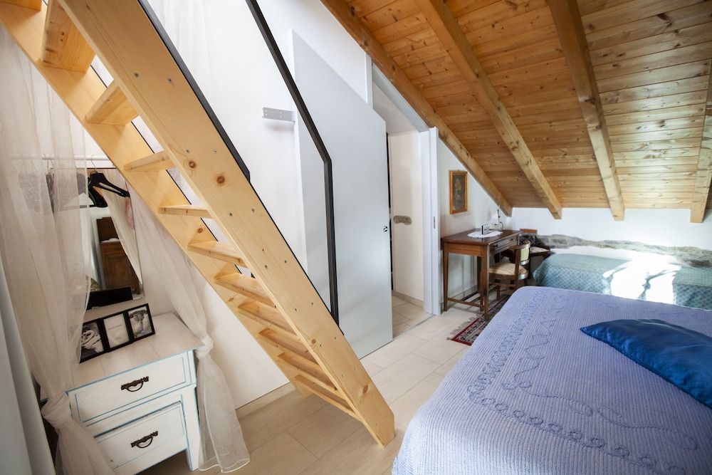 Antica Molina Apartment, 2 Bedrooms (Attic) 9