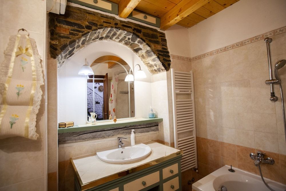 Antica Molina Apartment, 1 Bedroom, Mezzanine 12