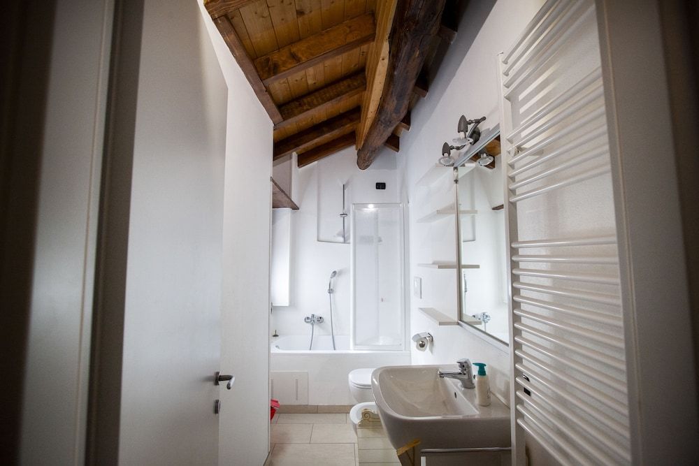 Antica Molina Apartment, 2 Bedrooms (Attic) 27