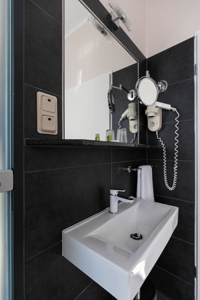 Hotel Garni am Domplatz Economy Single Room 3