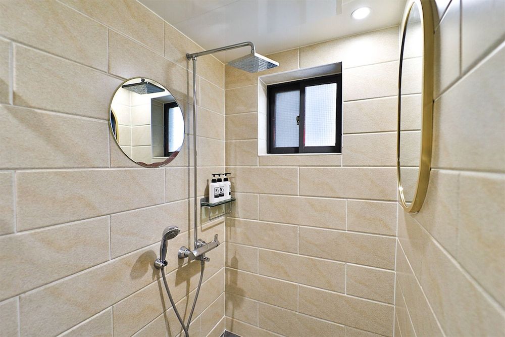 Calm Rest Hotel Busan Sasang Standard Double Room 25