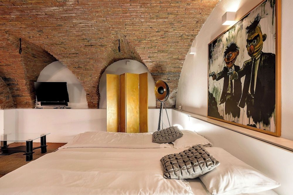 Dungeon Apartment