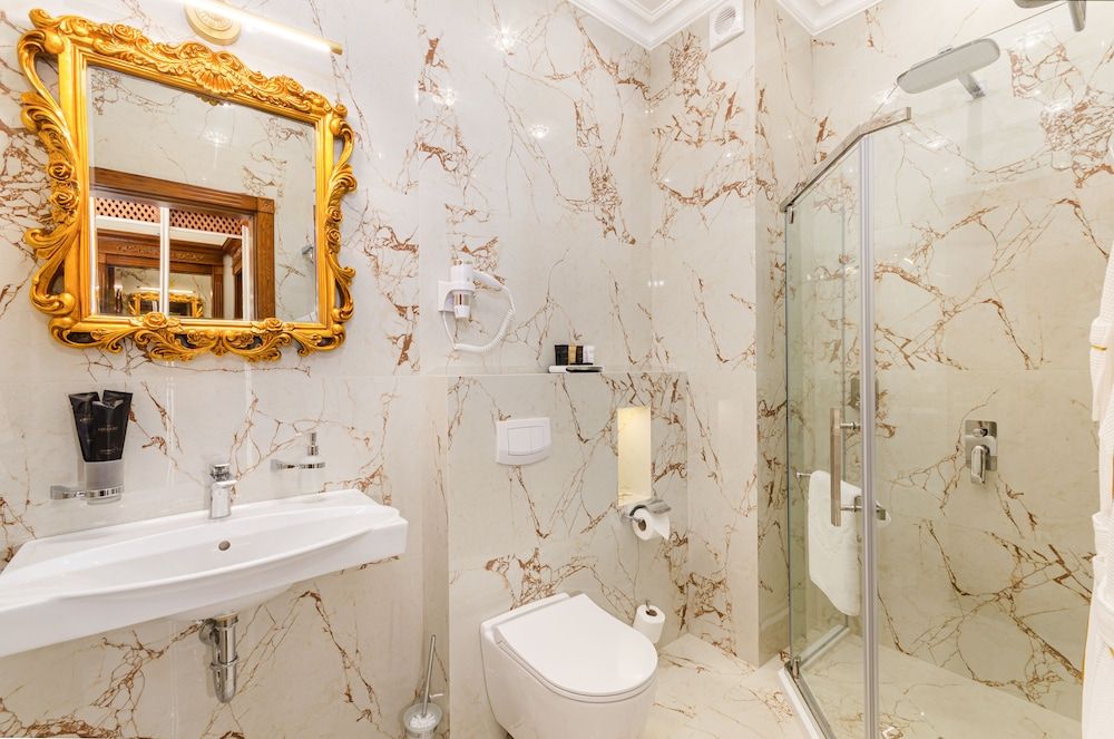 GREGORY Boutique Hotel Chisinau Classic Double Room 6