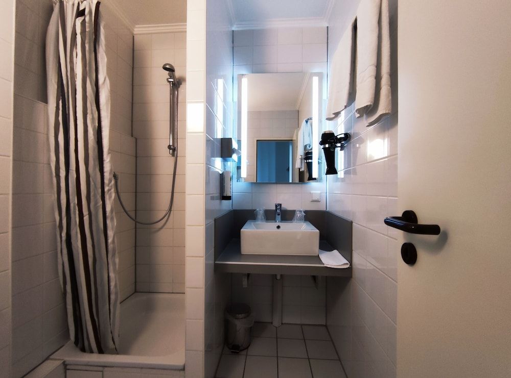 Turmhotel Rhein Main Apartment 2