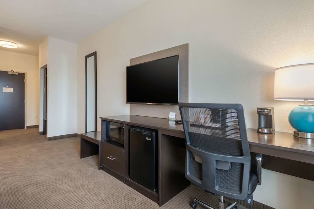 Sleep Inn & Suites Bricktown - near Medical Center Standard Room, 2 Queen Beds, Non Smoking 7