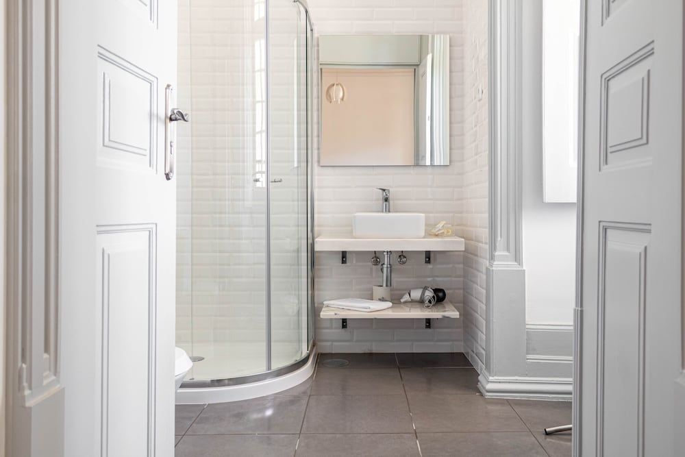 The Luggage Superior Double Room 3