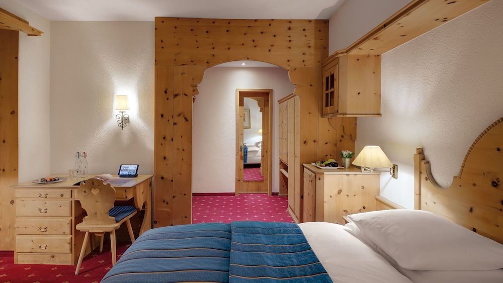 Morosani Posthotel Davos Standard Double Room (Pöstli)