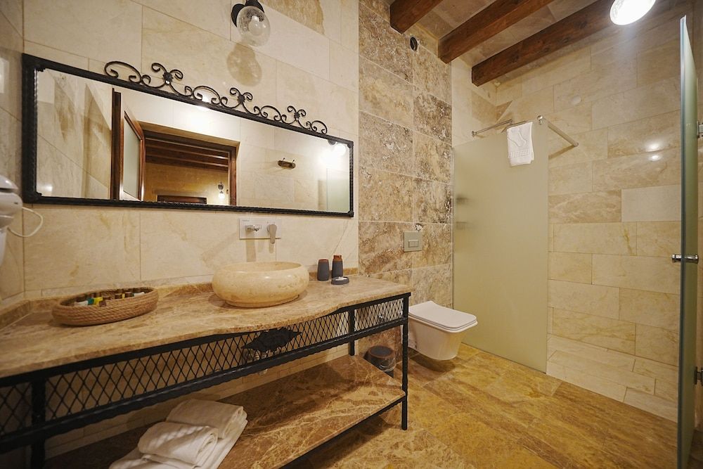 Kayra Cave Suites Superior Double Room 16