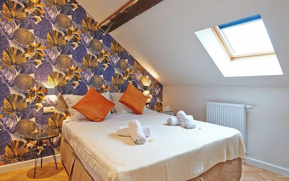 undefined Hôtel Les Ecrins 2