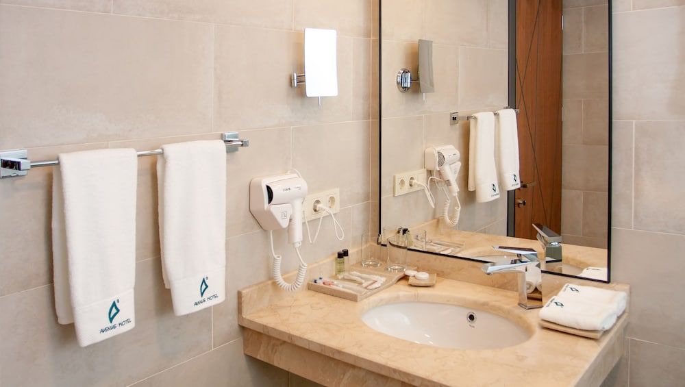 undefined Avenue Hotel 9